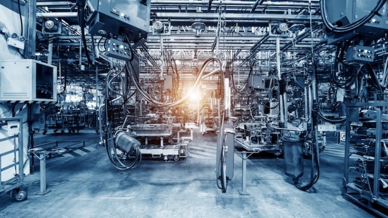 Tillverkningshall på en industri